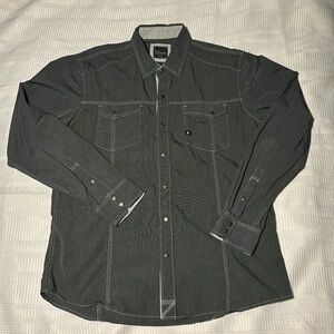 7 Diamonds mens snap button up shirt size Large in like new condition